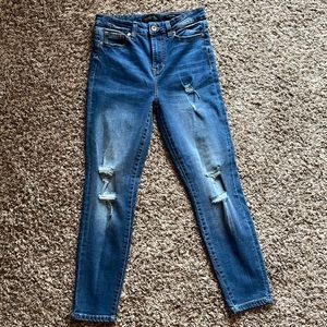 Kendall & Kylie, The Kontour High Rise